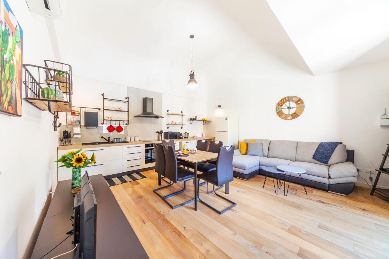 Vakalu-Piazza Duomo Charming Apartment Συρακούσες Εξωτερικό φωτογραφία
